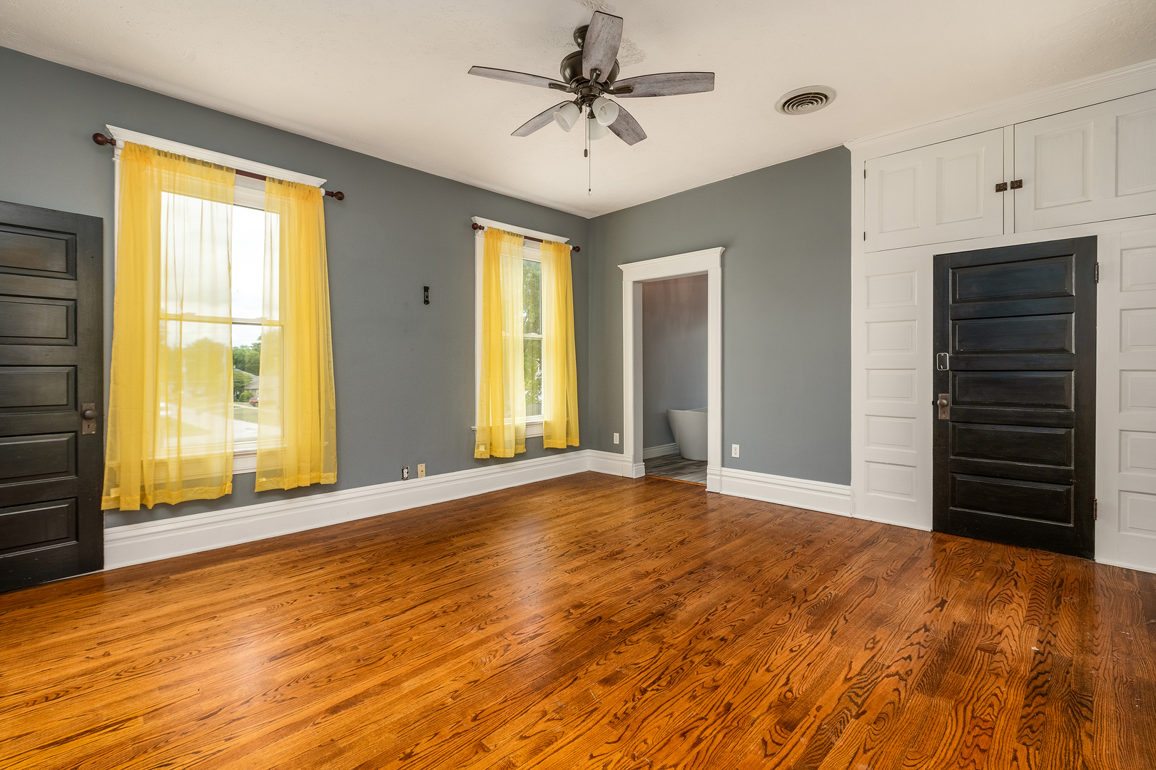 535 East Main Street Du Quoin, IL 62832 - Photo 26 of 75 a view of an empty room with a window and a kitchen