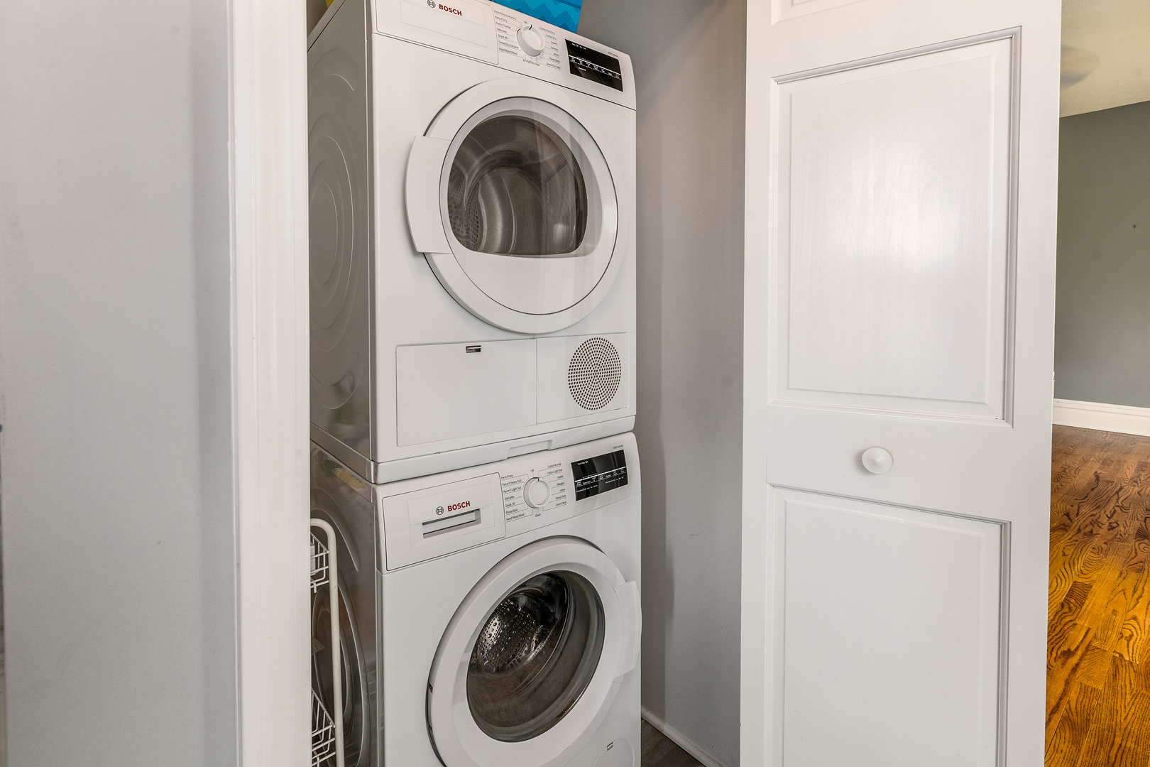 535 East Main Street Du Quoin, IL 62832 - Photo 33 of 75 a view of a hallway with washer and dryer
