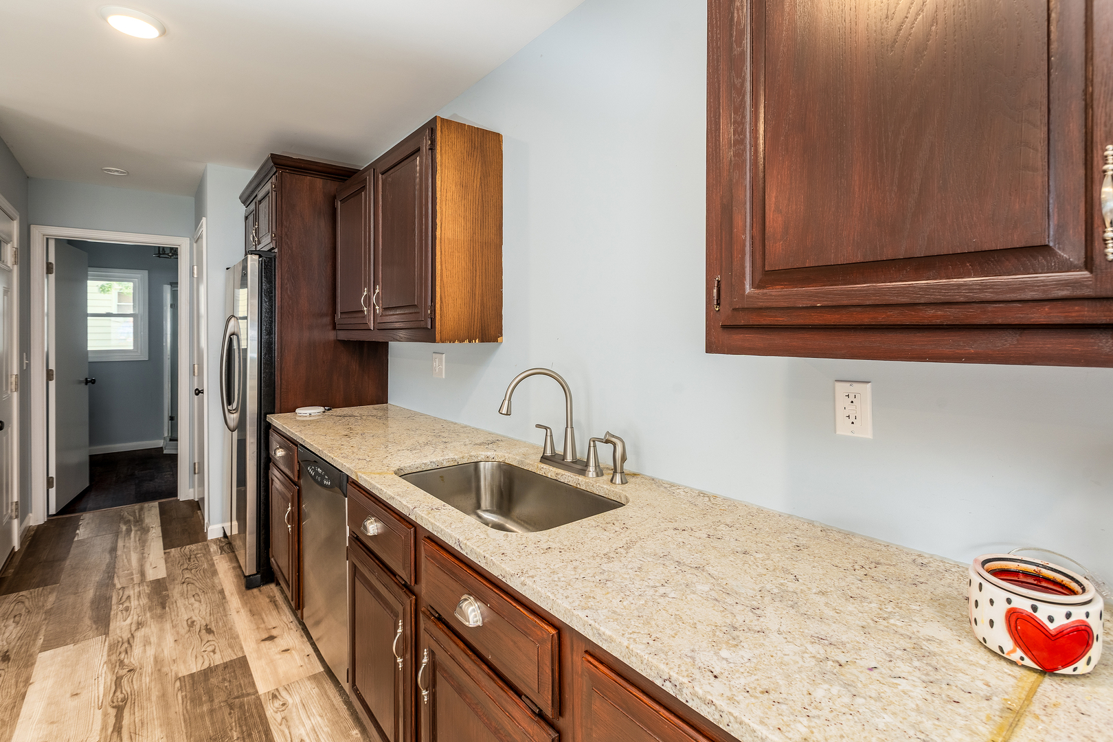 535 East Main Street Du Quoin, IL 62832 - Photo 64 of 75 a kitchen with a sink and a stove