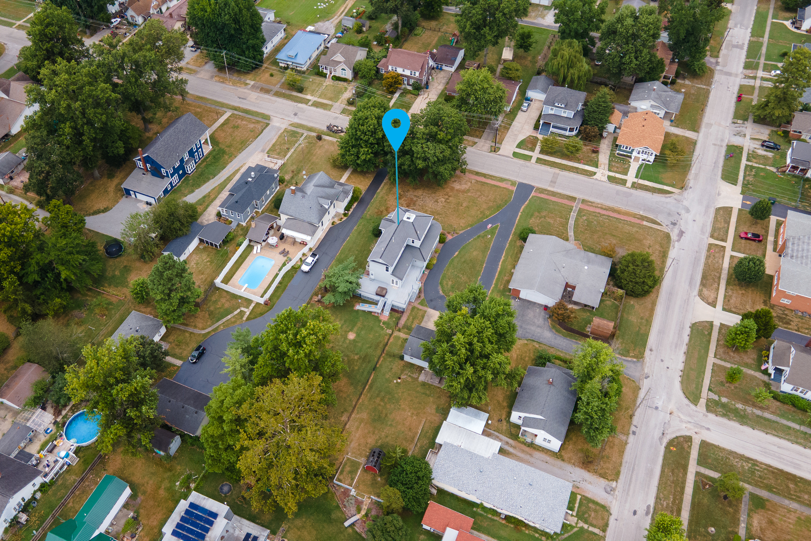 535 East Main Street Du Quoin, IL 62832 - Photo 74 of 75 an aerial view of residential house with outdoor space and parking