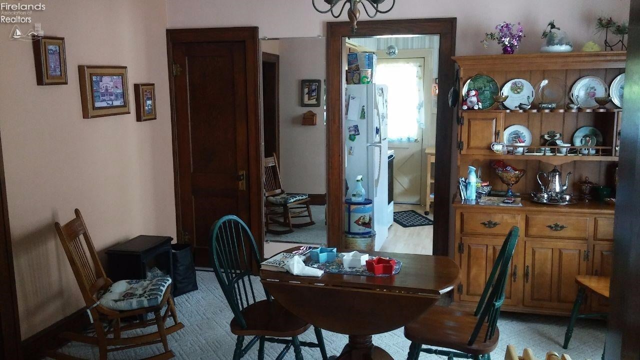 1118 Hollyrood Road Sandusky, OH 44870 - Photo 3 of 9 Gallery Image 3