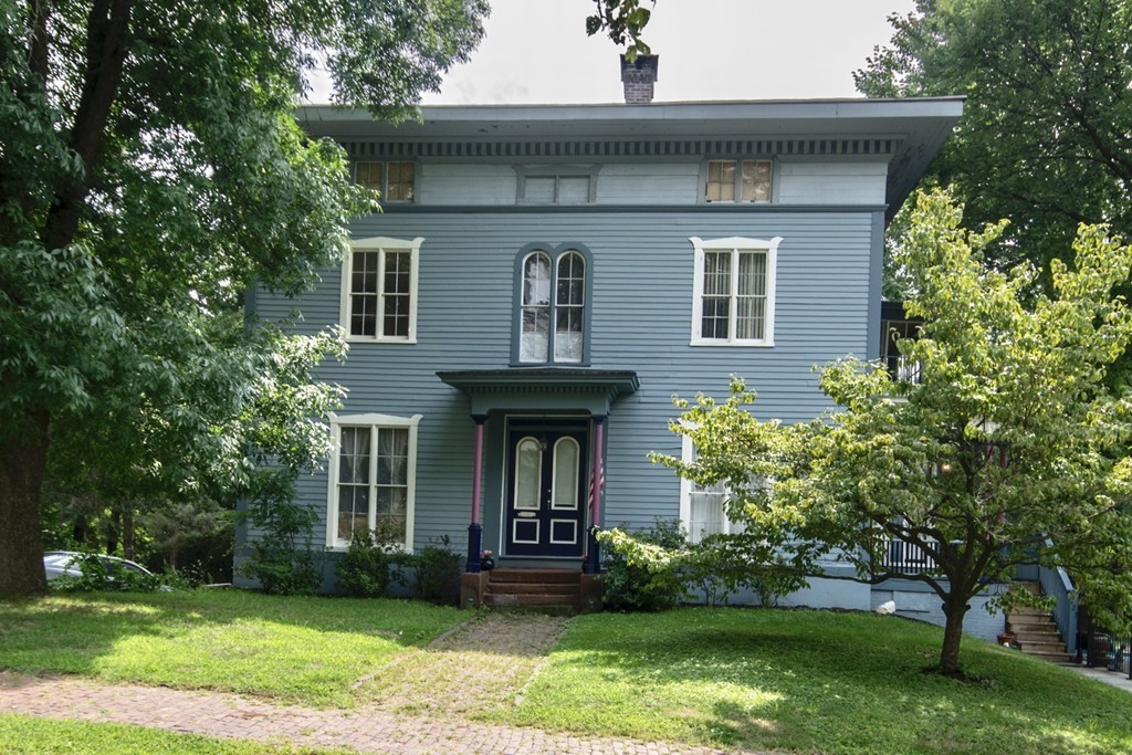 123 Mulberry Street Springfield, MA 01105 - Photo 1 of 40 Gallery Image 1