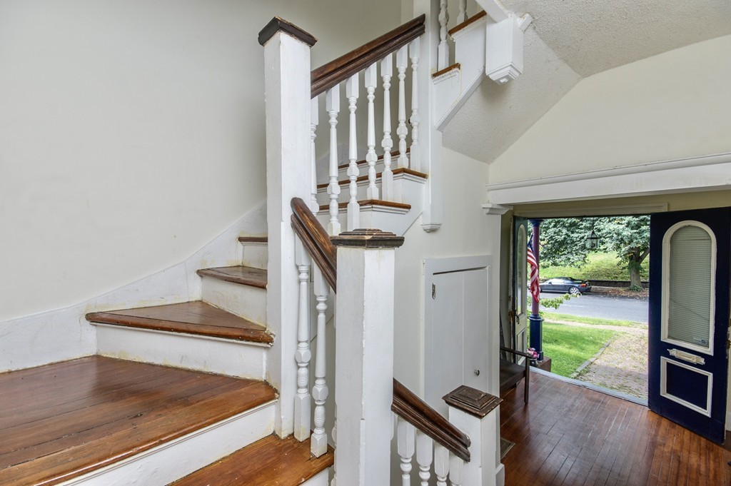 123 Mulberry Street Springfield, MA 01105 - Photo 11 of 40 Gallery Image 11