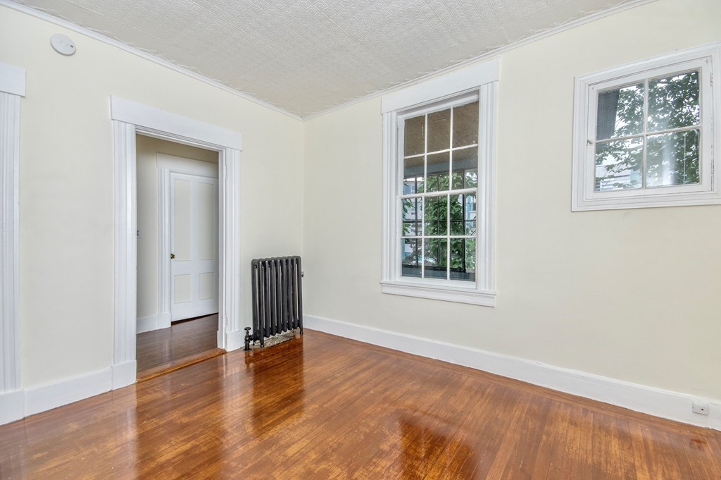 123 Mulberry Street Springfield, MA 01105 - Photo 15 of 40 Gallery Image 15