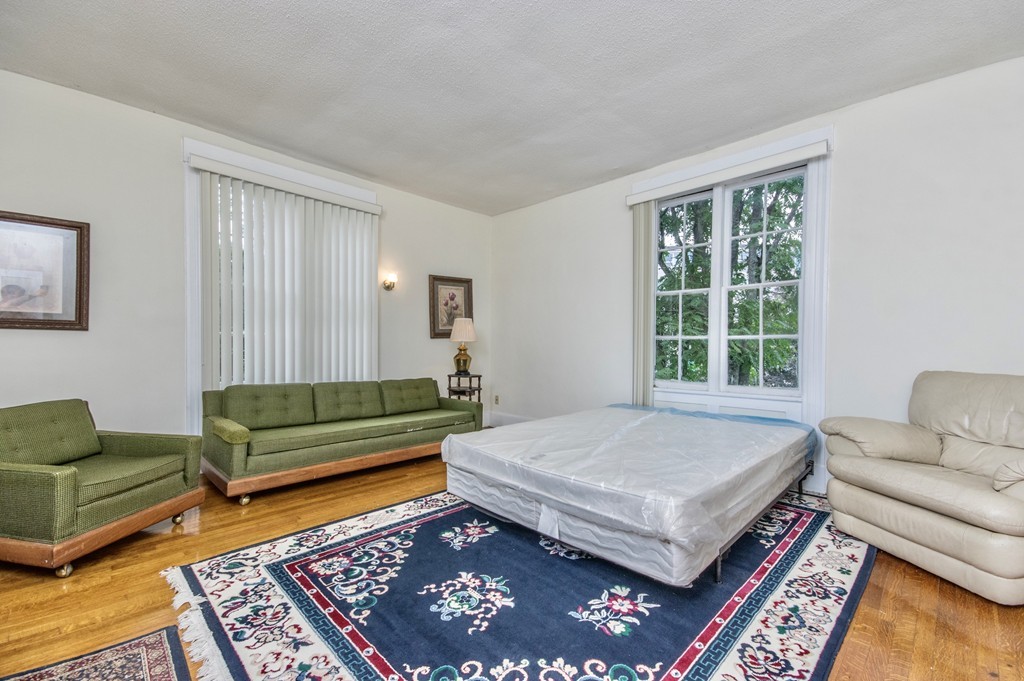 123 Mulberry Street Springfield, MA 01105 - Photo 37 of 40 Gallery Image 37