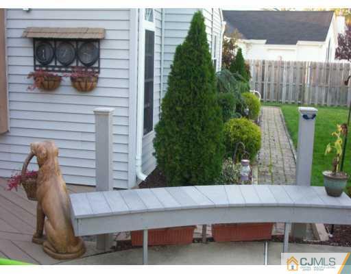 28 Higgins Road Old Bridge, NJ 08857 - Photo 4 of 8 Gallery Image 4