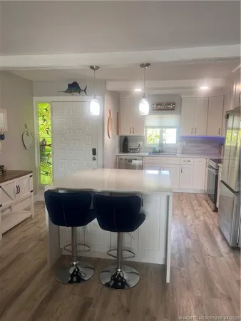 $2,000 | 1561 Northeast 12th Terrace, Jensen Beach, FL 34957