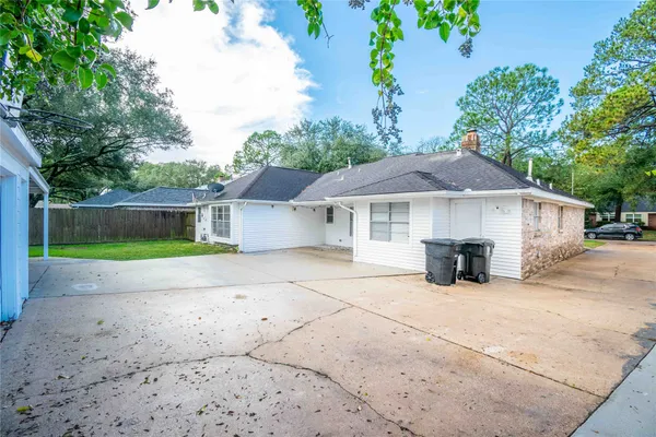 $2,700 | 2626 Palo Pinto Drive, Houston, TX 77080