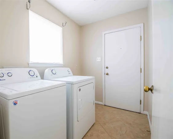 $2,700 | 2626 Palo Pinto Drive, Houston, TX 77080