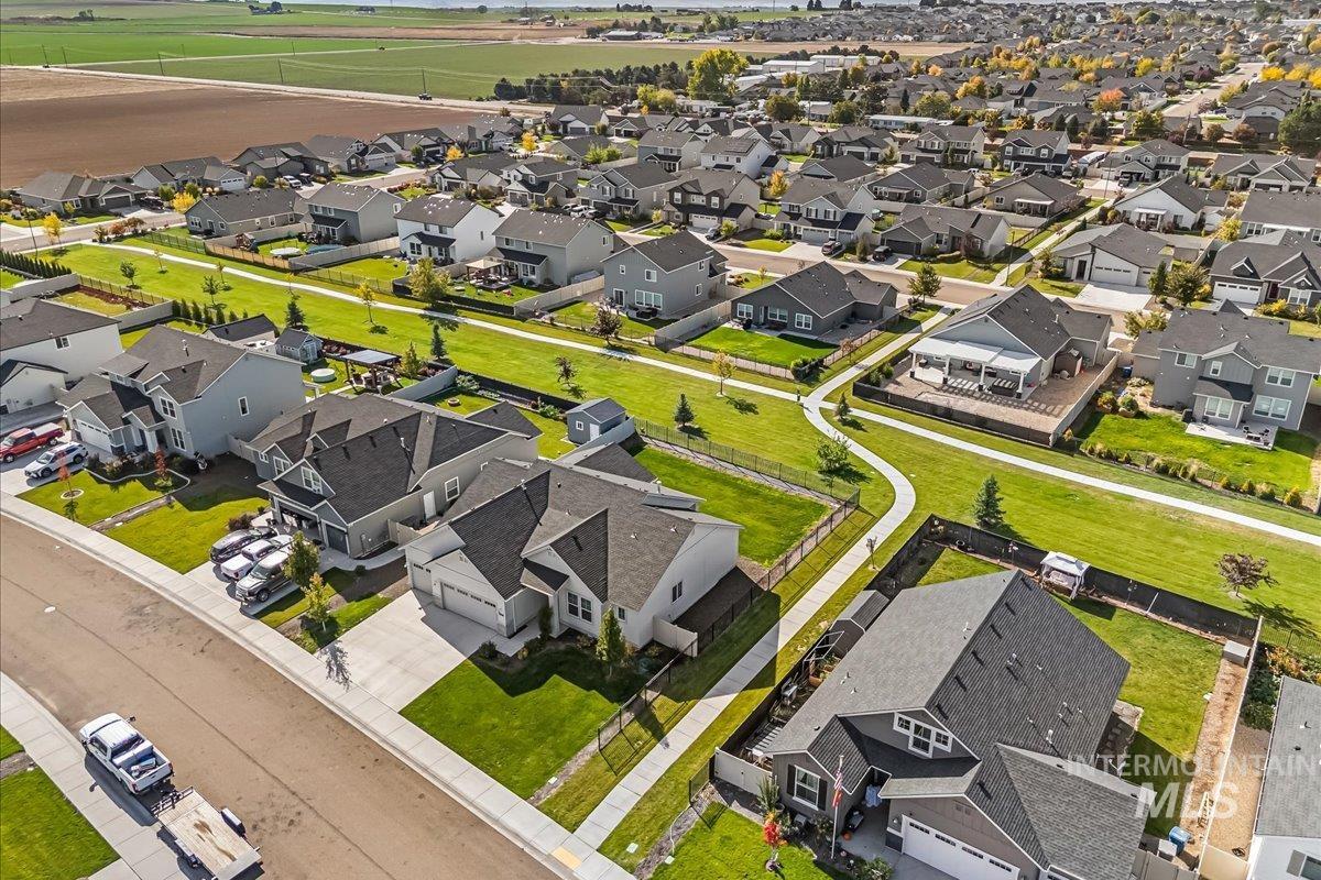 15365 Lutsen Avenue Caldwell, ID 83607 - Photo 38 of 42 Aerial view of residential area