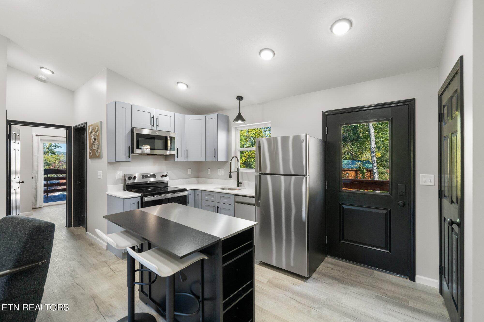458 Loop Road Gatlinburg, TN 37738 - Photo 8 of 31 458-Loop-Rd-Gatlinburg-TN-8
