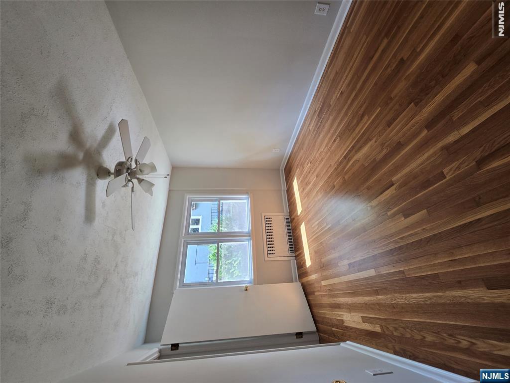 639 Oakdene Avenue, Unit 1 Ridgefield, NJ 07657 - Photo 19 of 27