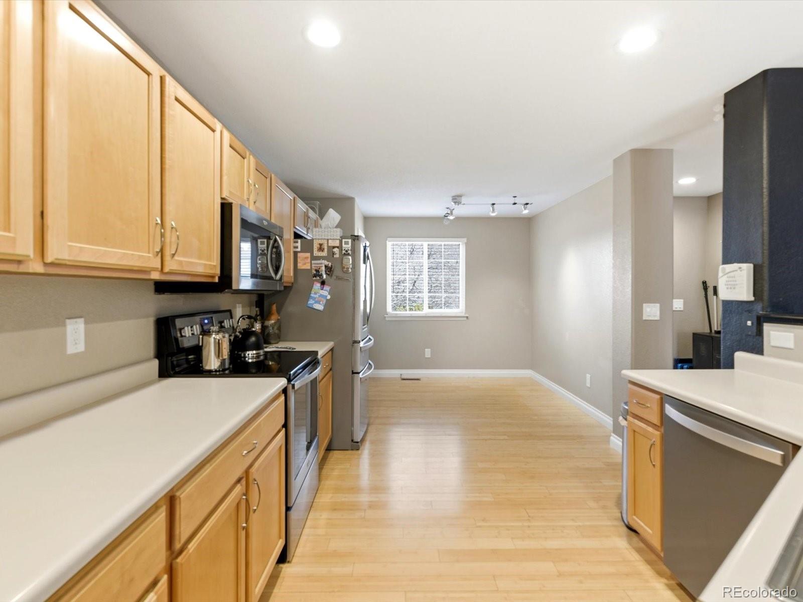 5414 South Rome Street Aurora, CO 80015 - Photo 5 of 41