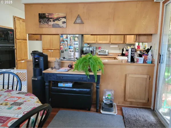 $375,000 | 1523 Northwest Thompson Way, Grants Pass, OR 97526