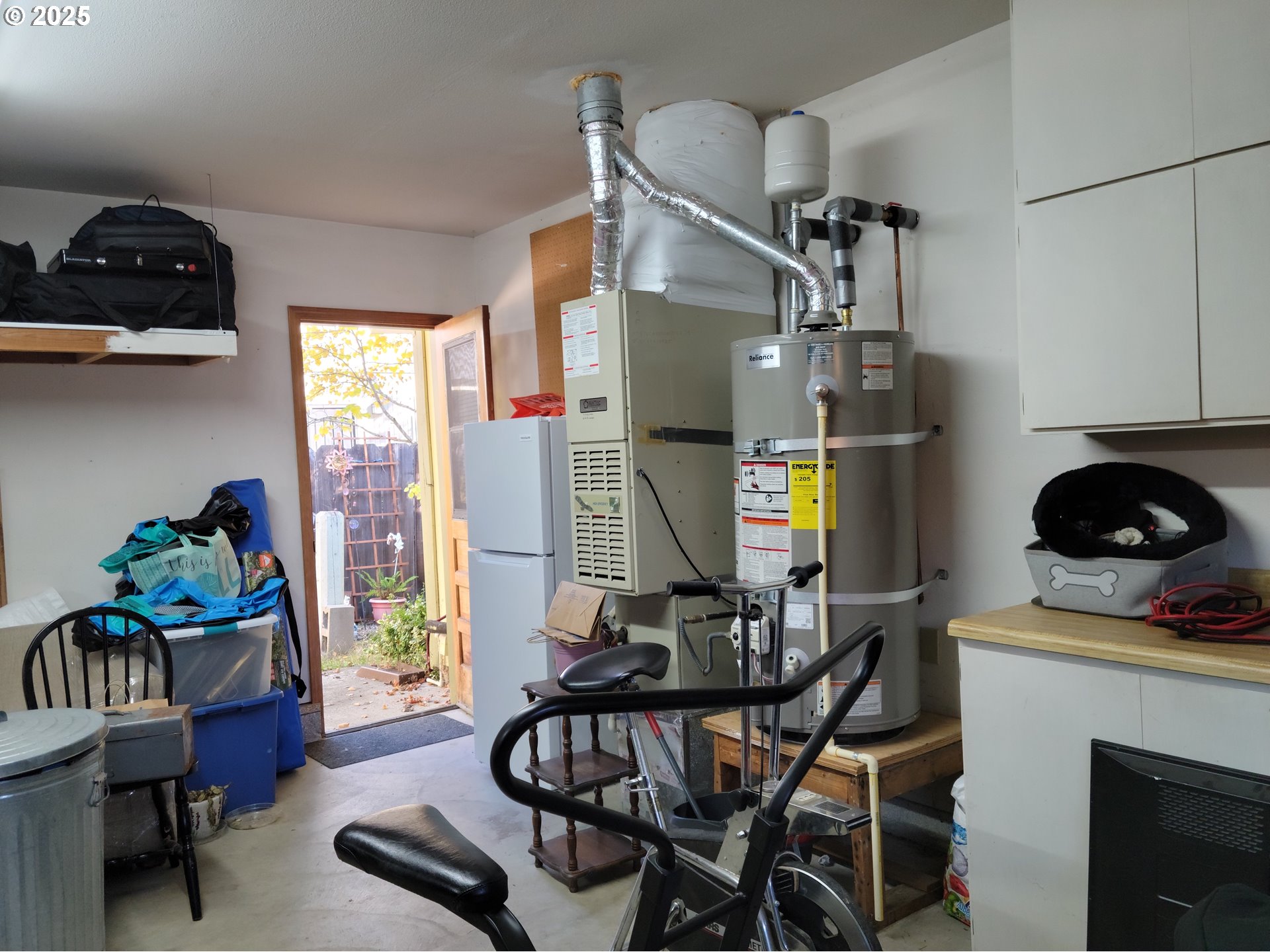 1523 Northwest Thompson Way Grants Pass, OR 97526 - Photo 35 of 39