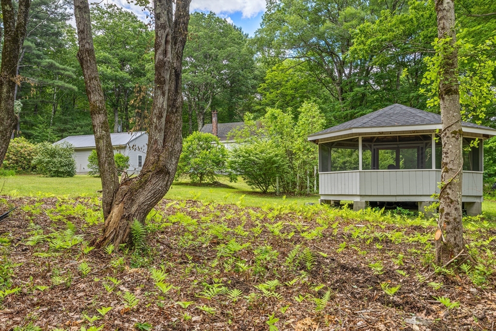 294 North Valley Road Pelham, MA 01002 - Photo 16 of 42