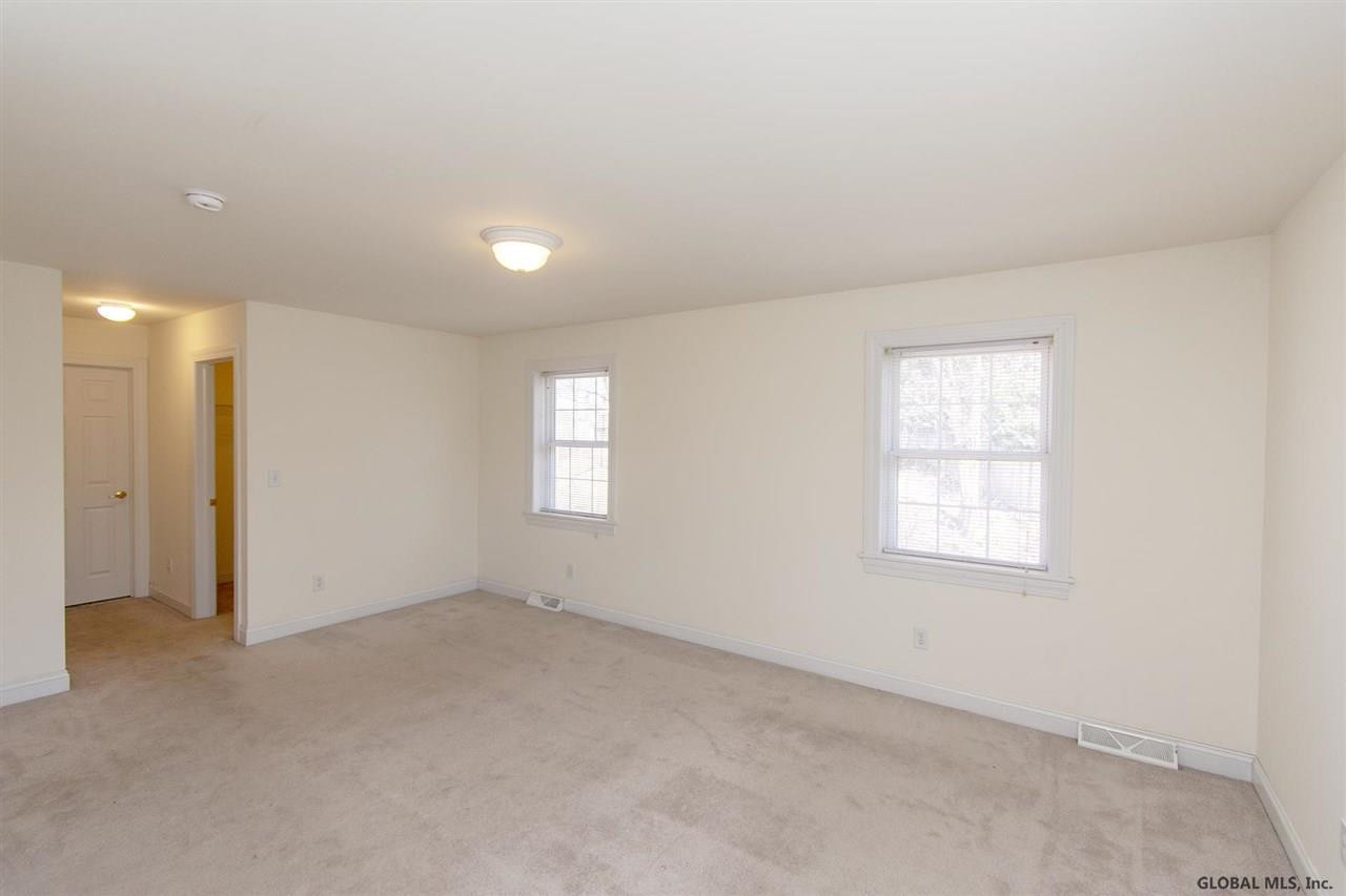 27 Dyke Road Colonie, NY 12110 - Photo 25 of 42 Photo 25
