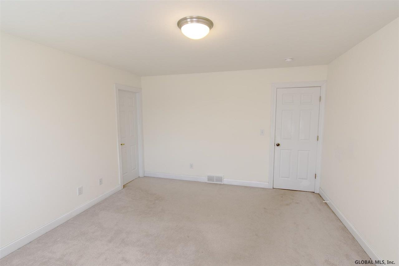 27 Dyke Road Colonie, NY 12110 - Photo 33 of 42 Photo 33