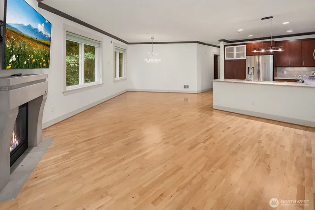 $700,000 | 18609 Southeast Newport Way, Unit 408, Issaquah, WA 98027