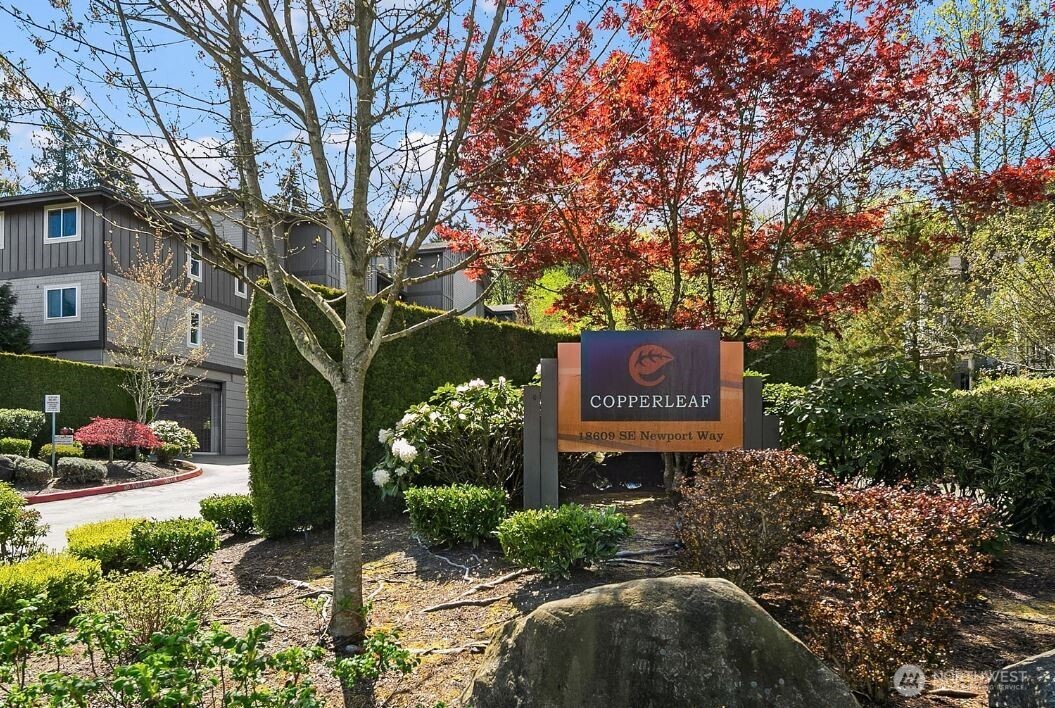 18609 Southeast Newport Way, Unit 408 Issaquah, WA 98027 - Photo 22 of 25