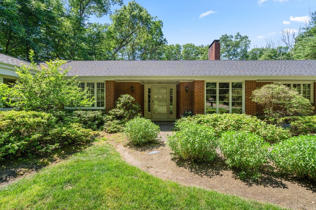 62 Mill Street Sherborn, MA 01770 - Photo 5 of 36 front view of house with a yard