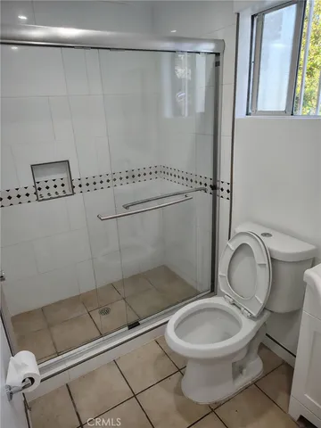 $2,400 | 1822 West 41st Street, Los Angeles, CA 90062