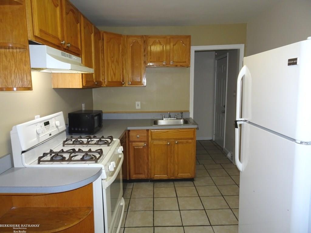 13800 Toepfer Road Warren, MI 48089 - Photo 4 of 14 50025427-3.JPG