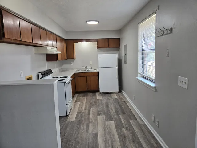 $1,395 | 1414 Oakhurst Drive, Unit 1414, Nashville, TN 37216