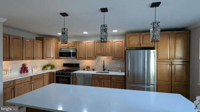 $430,000 | 7 Ridgewood Road, Gibbsboro, NJ 08026