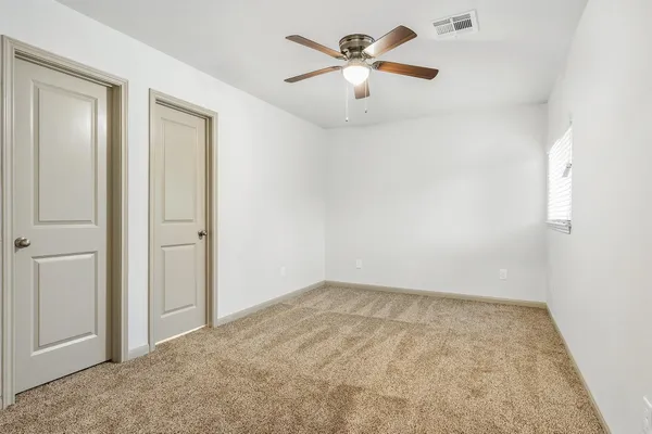 $1,600 | 918 Shady Lane, Unit A, Conroe, TX 77301