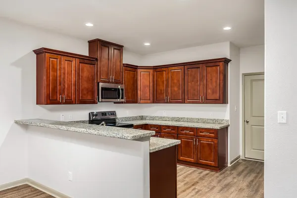 $1,600 | 918 Shady Lane, Unit A, Conroe, TX 77301