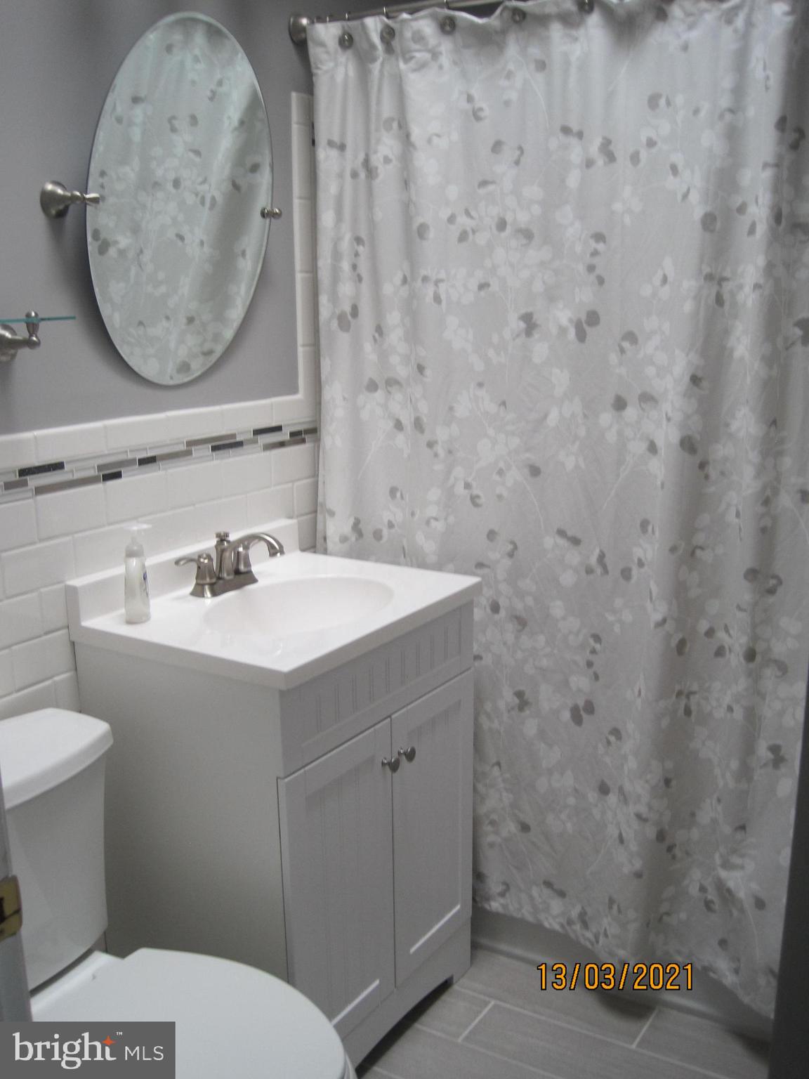 11722 Denman Road Philadelphia, PA 19154 - Photo 14 of 21 Bath Room