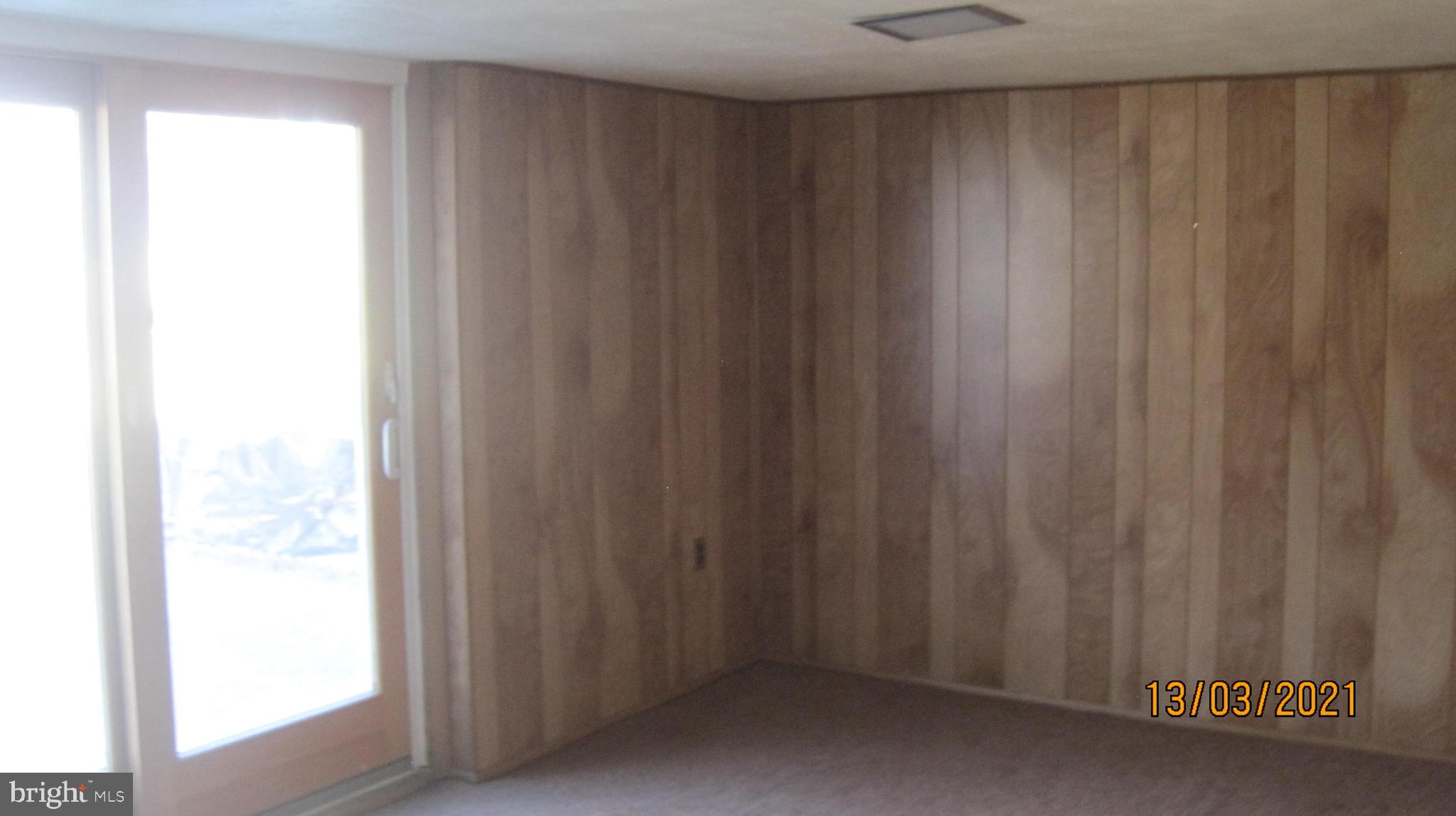 11722 Denman Road Philadelphia, PA 19154 - Photo 18 of 21 basement family room