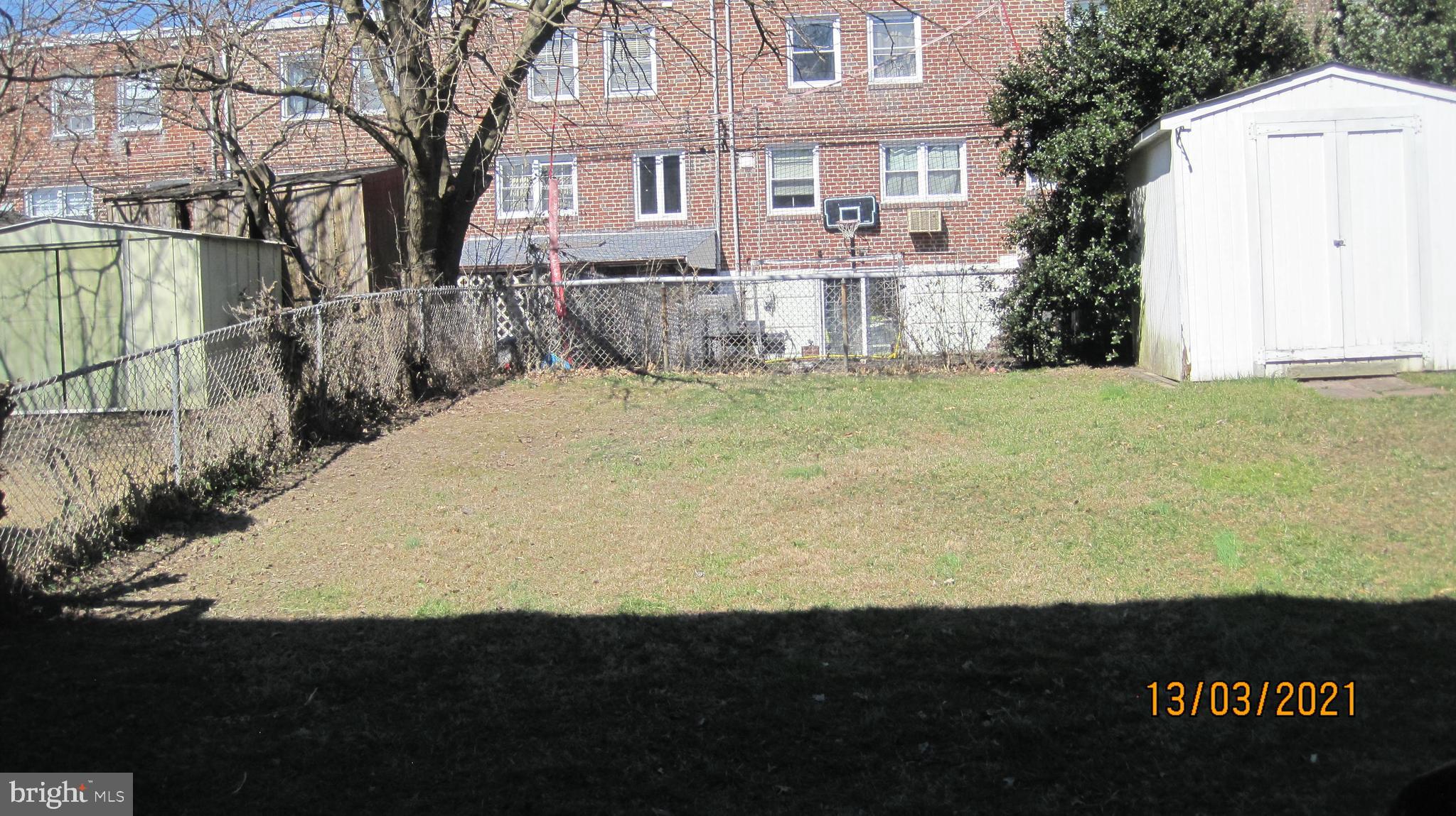 11722 Denman Road Philadelphia, PA 19154 - Photo 21 of 21 Backyard