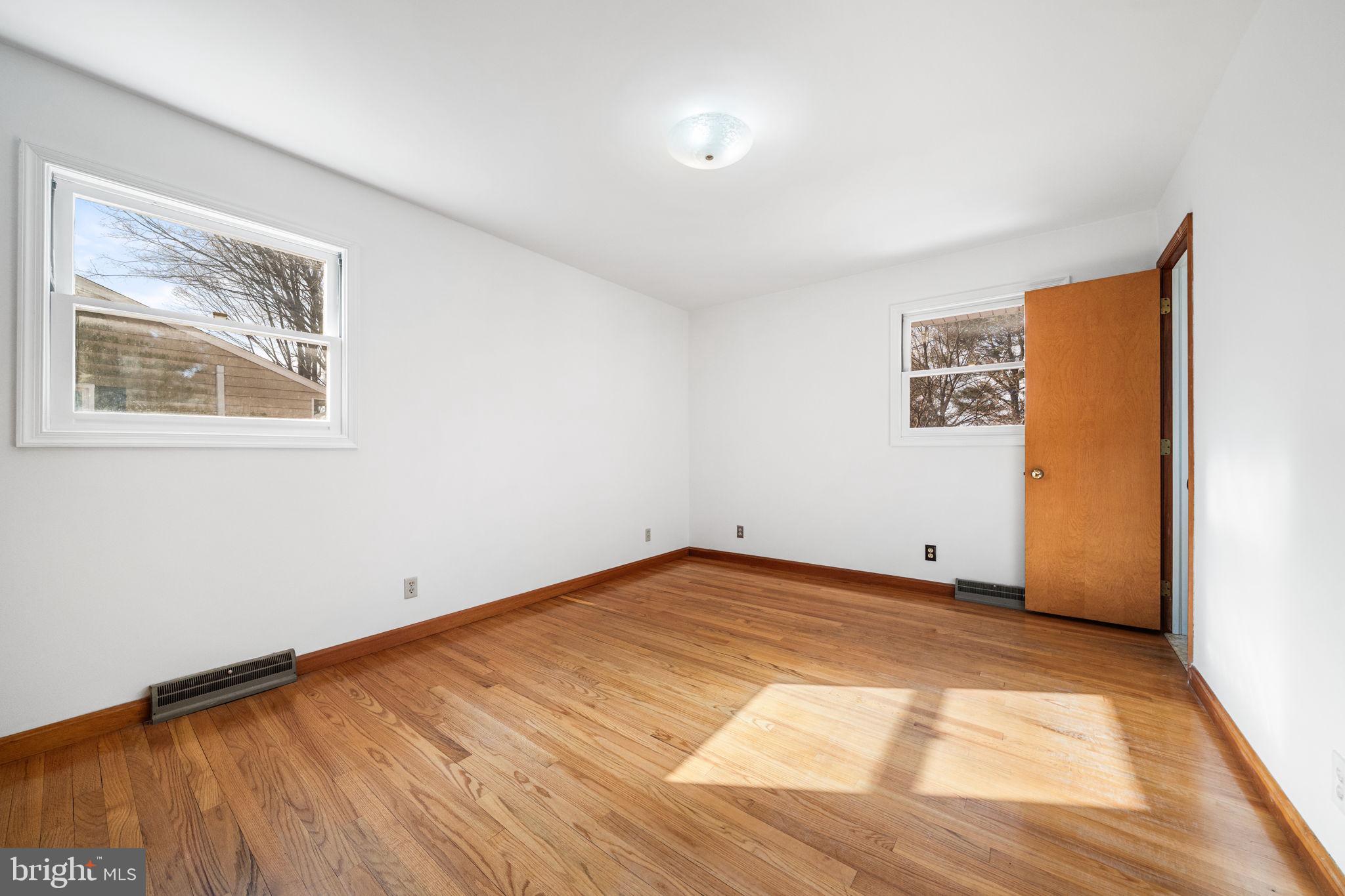 28012 Barnes Road Monrovia, MD 21770 - Photo 13 of 37