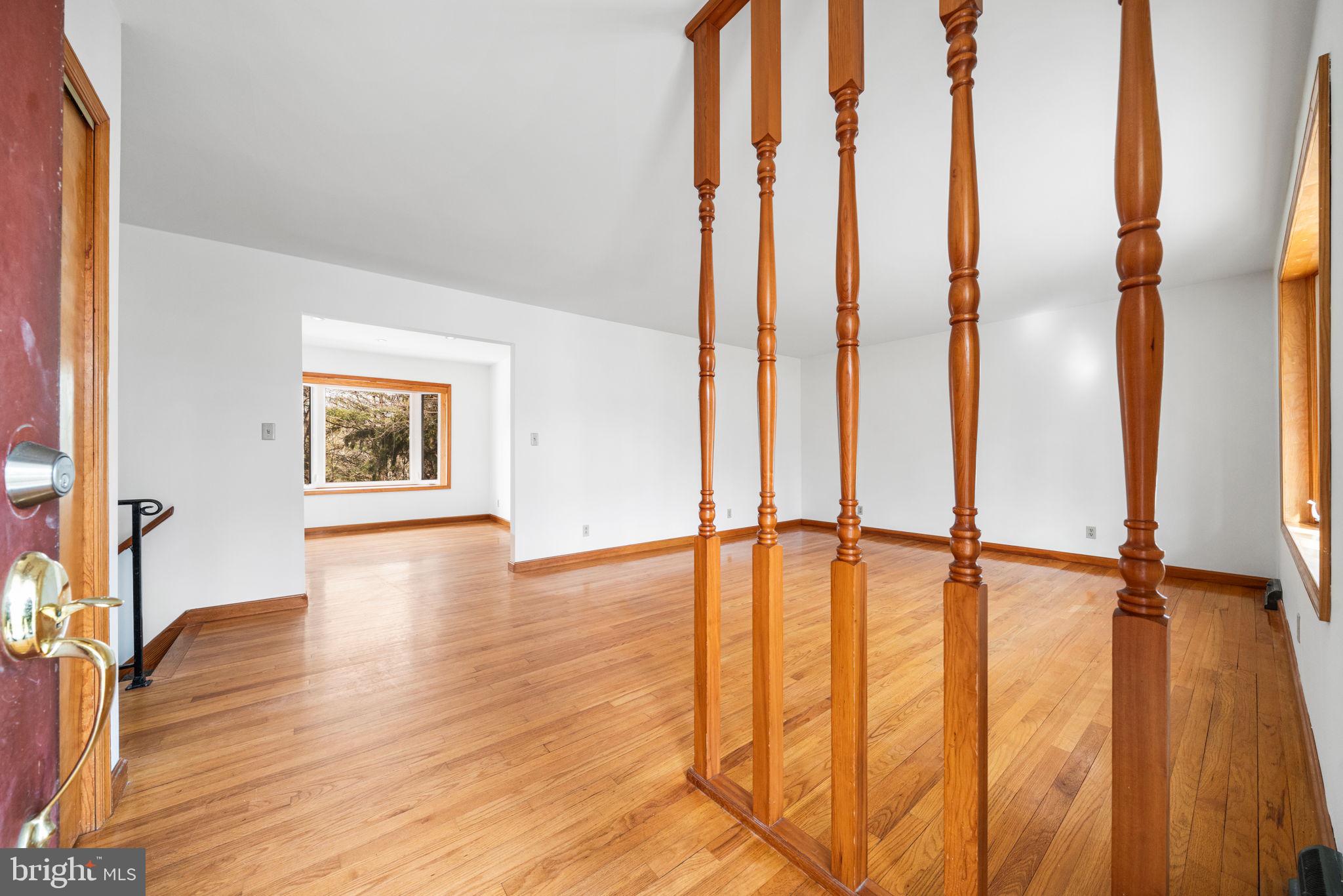 28012 Barnes Road Monrovia, MD 21770 - Photo 2 of 37