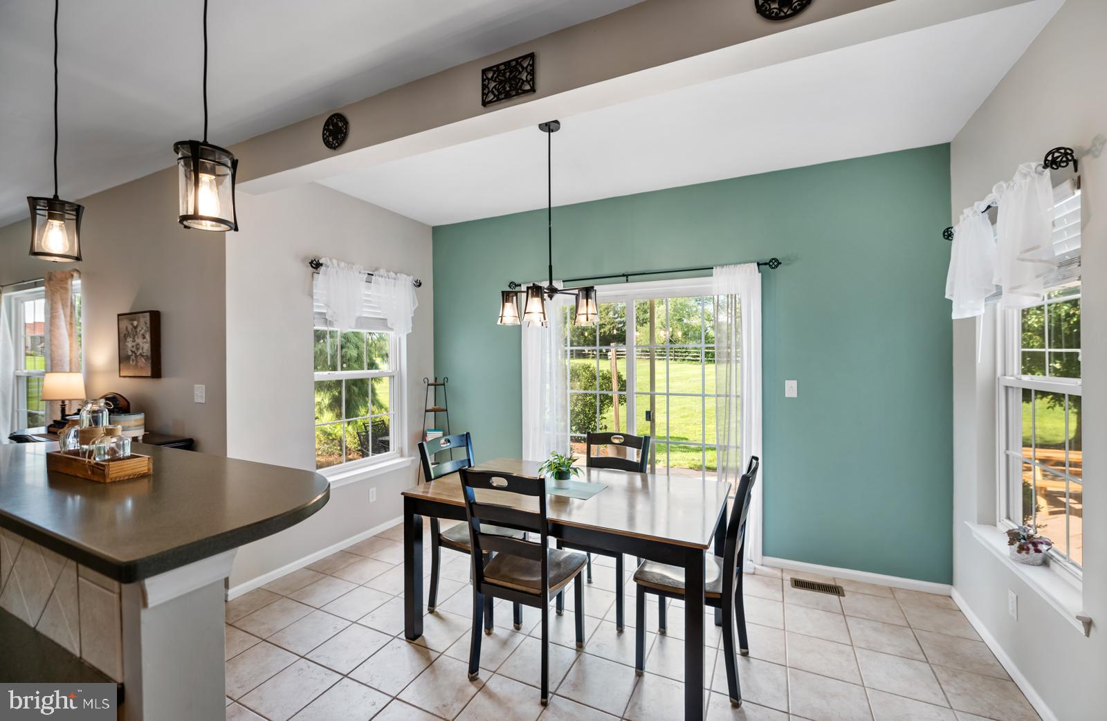 194 Heffner Road Royersford, PA 19468 - Photo 17 of 61 Breakfast nook