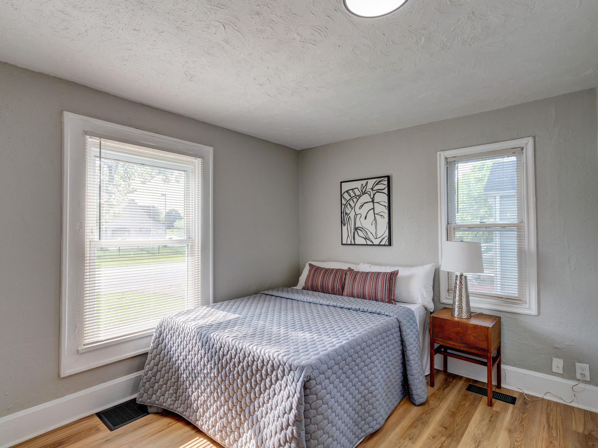 3821 Clarendon Road Indianapolis, IN 46208 - Photo 12 of 25