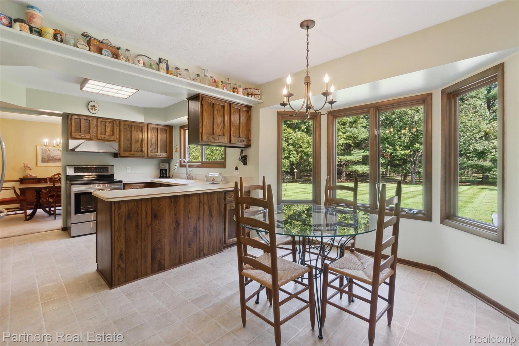 5229 Van Amberg Road Brighton, MI 48114 - Photo 14 of 51 Brea