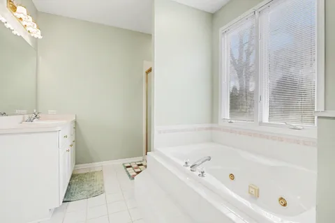 $525,000 | 24701 Kingston Street, Plainfield, IL 60544