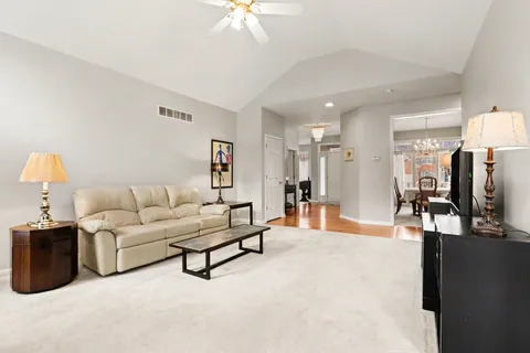 $525,000 | 24701 Kingston Street, Plainfield, IL 60544