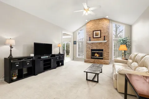 $525,000 | 24701 Kingston Street, Plainfield, IL 60544