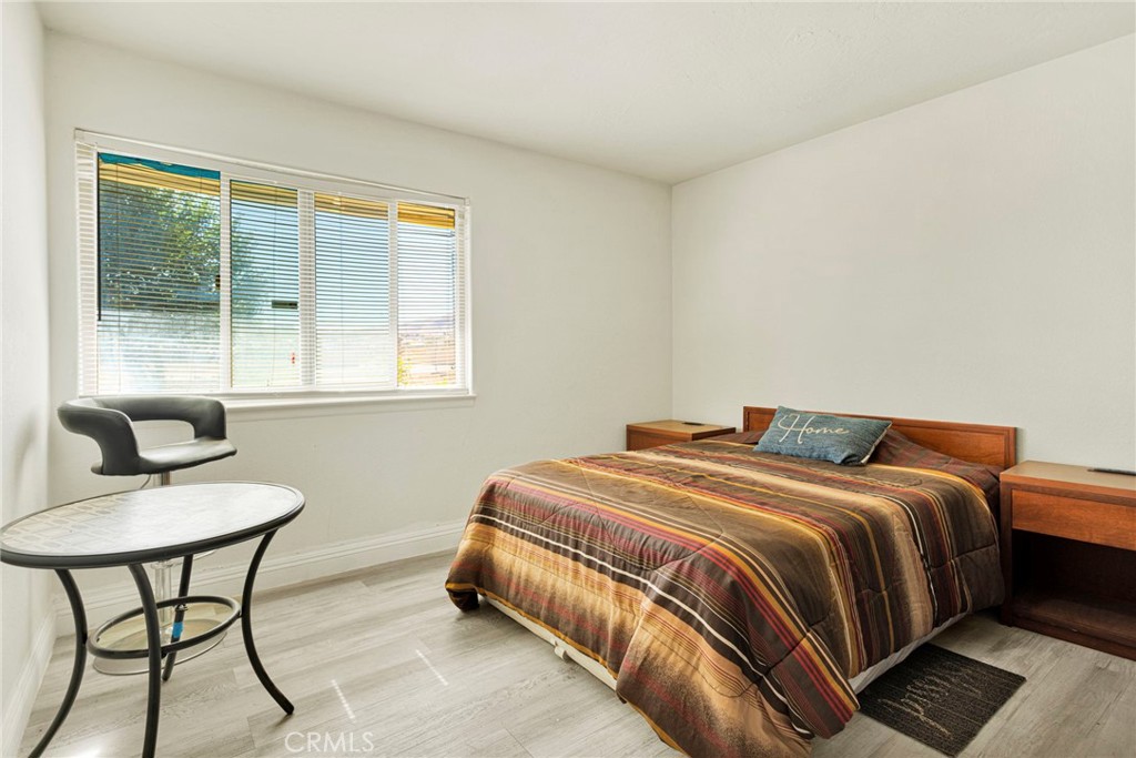 10080 Deep Creek Road Apple Valley, CA 92308 - Photo 28 of 55
