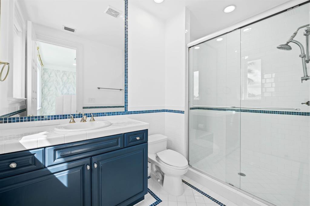 861 Nafa Drive Boca Raton, FL 33487 - Photo 38 of 54 a bathroom with a sink and a mirror