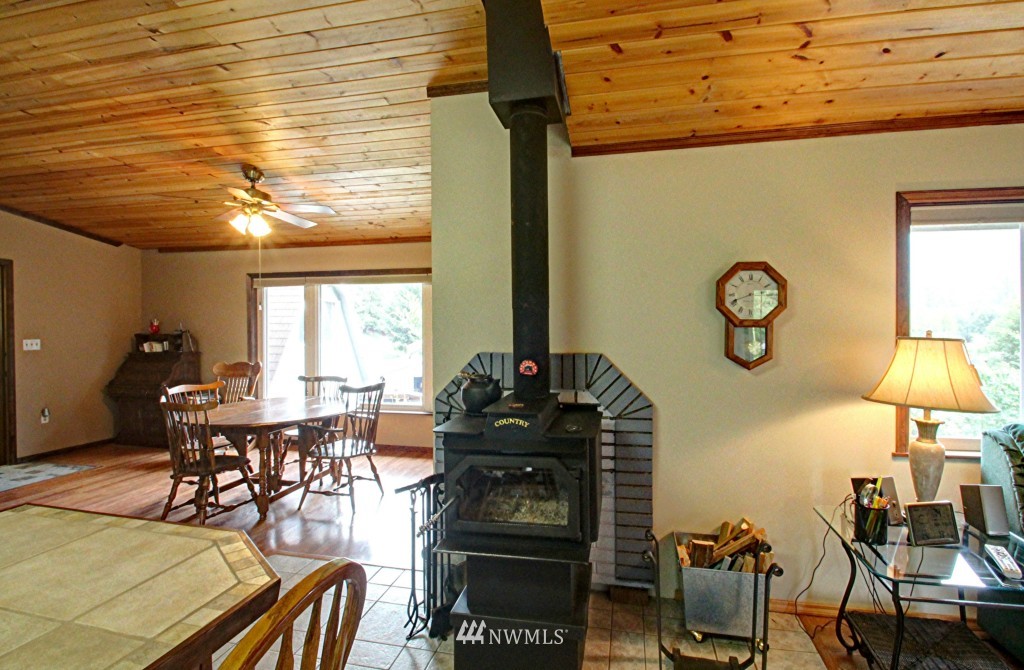 14503 Whiteman Road Gold Bar, WA 98251 - Photo 5 of 19 Gallery Image 5