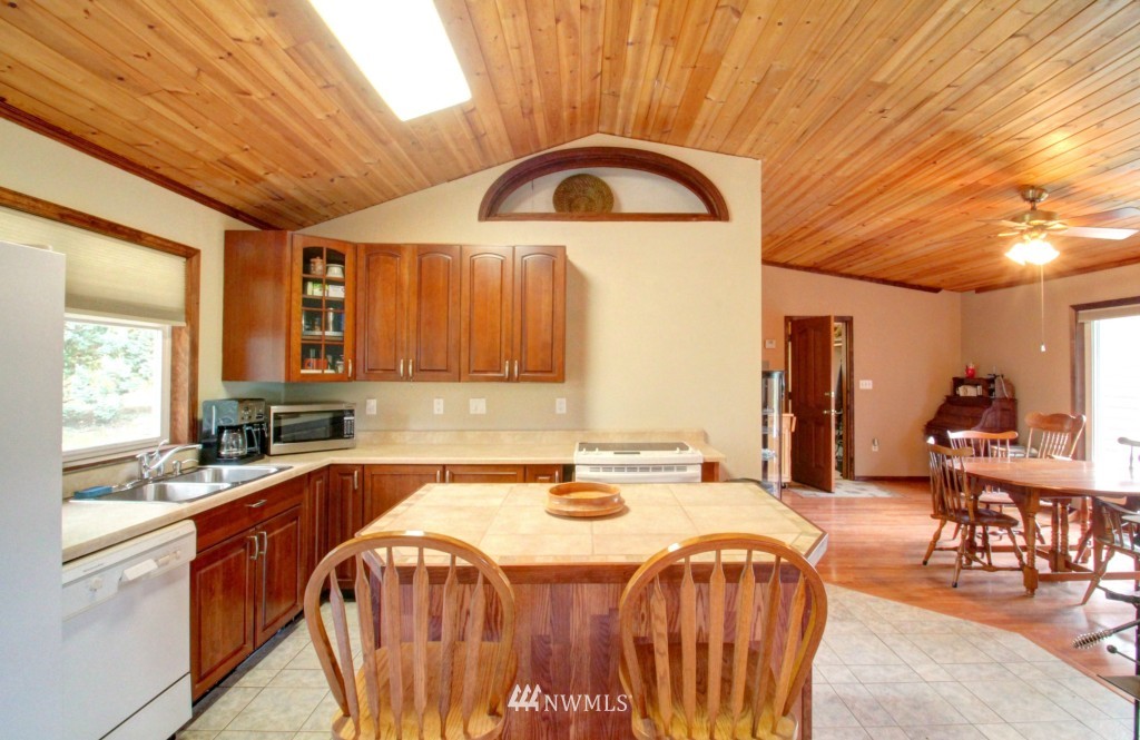 14503 Whiteman Road Gold Bar, WA 98251 - Photo 7 of 19 Gallery Image 7