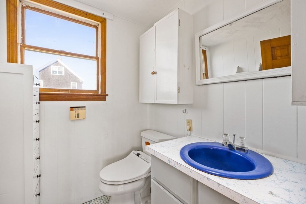 126 Edward Foster Road Scituate, MA 02066 - Photo 11 of 27 Gallery Image 11