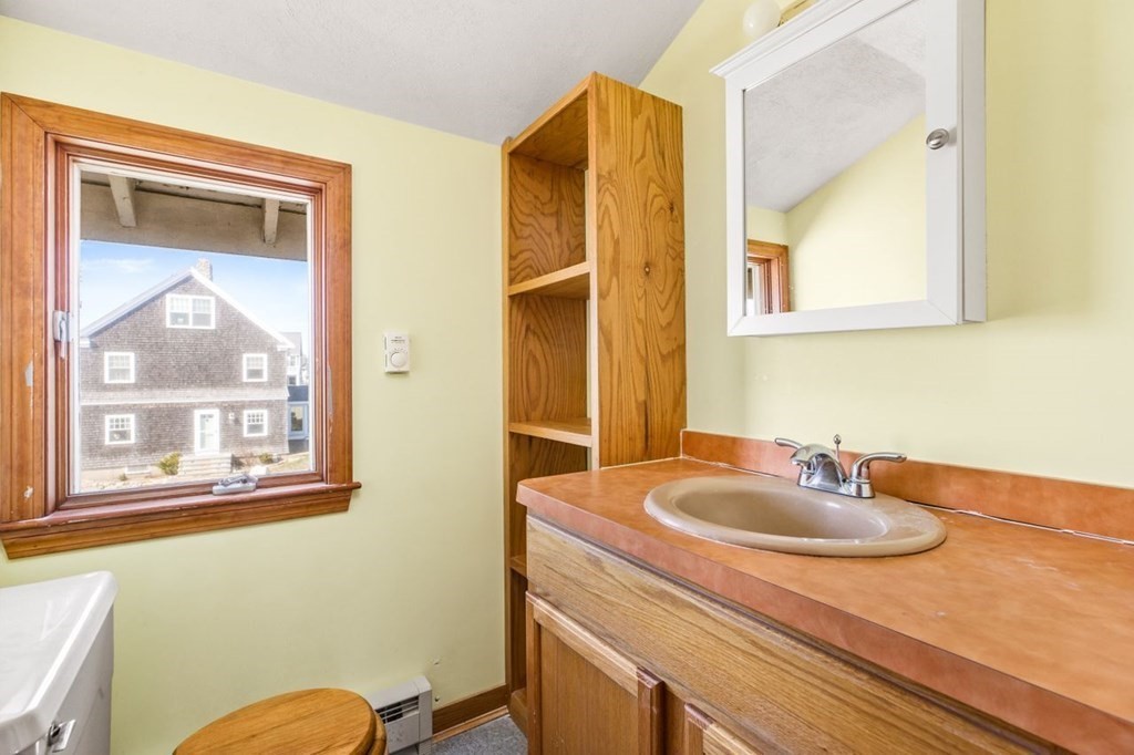 126 Edward Foster Road Scituate, MA 02066 - Photo 9 of 27 Gallery Image 9