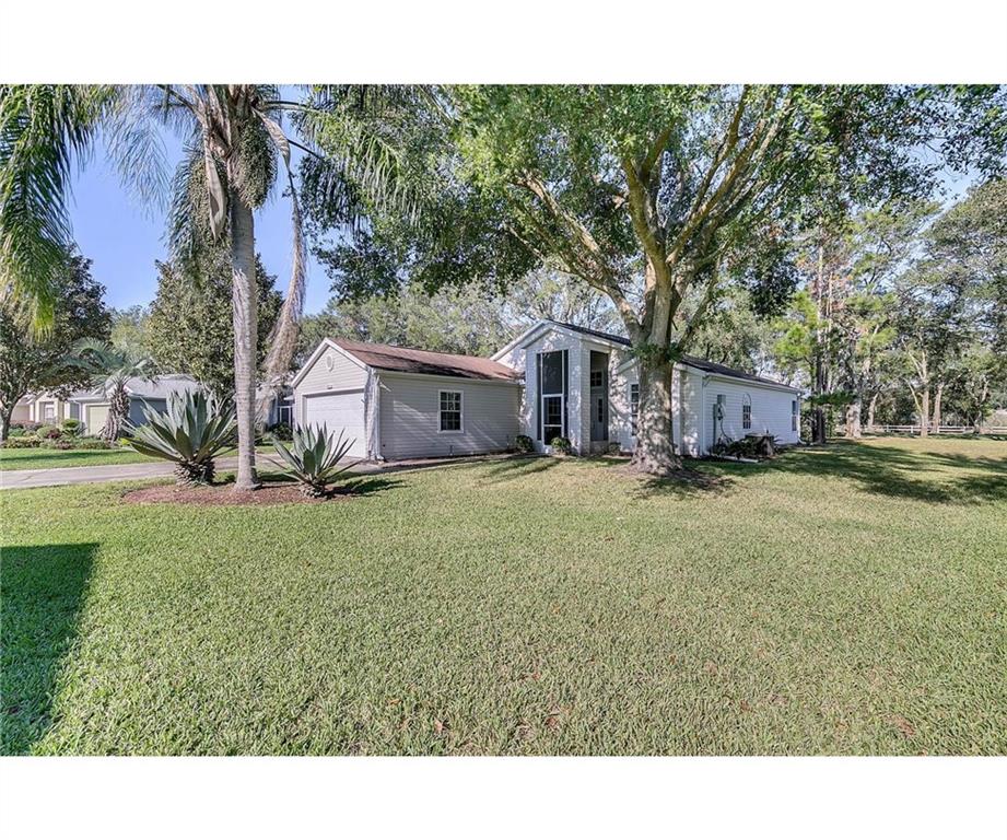 4725 Tara View Road Leesburg, FL 34748 - Photo 1 of 1 large lot with lots of privacy