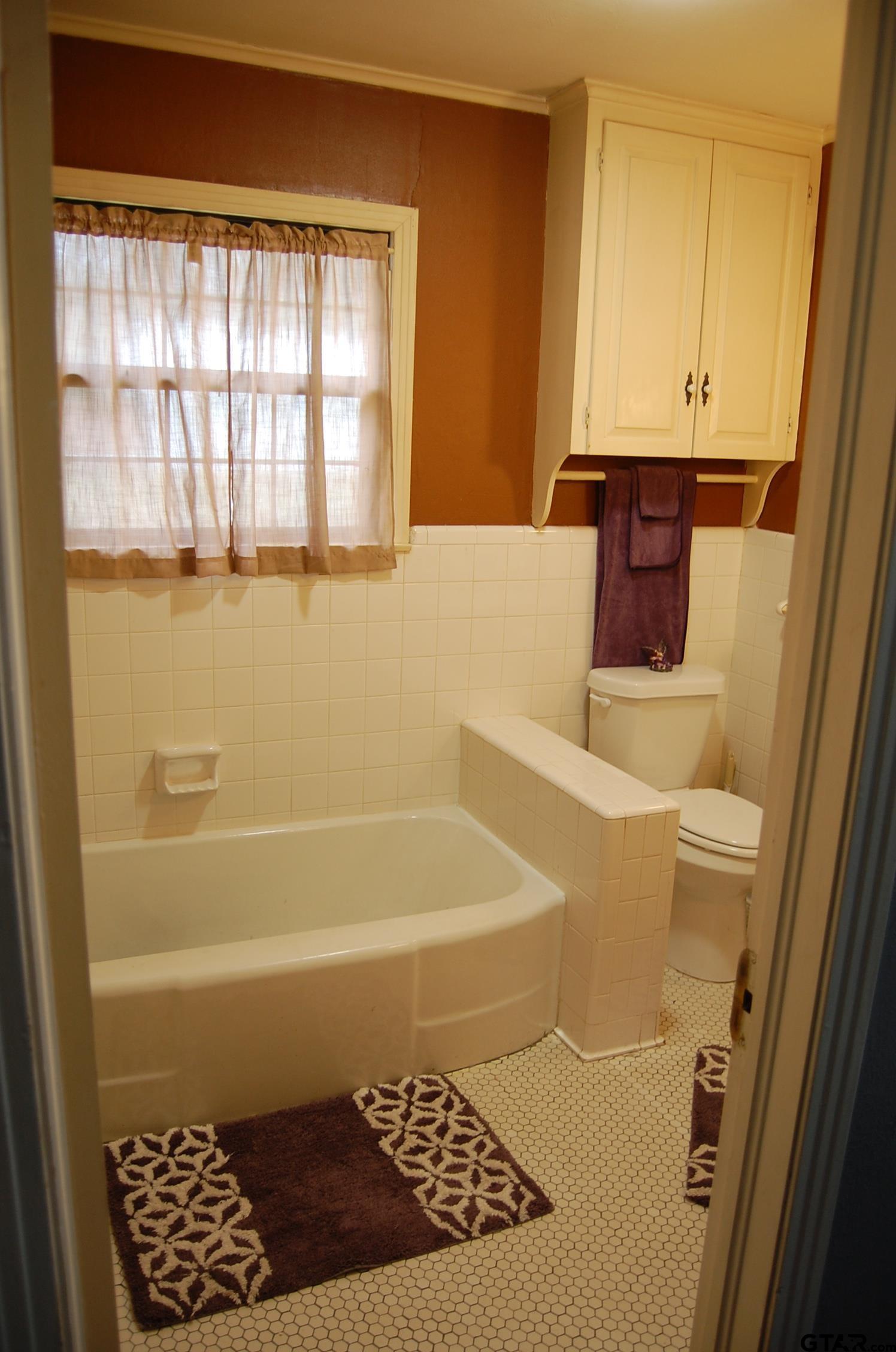 718 North Street Gilmer, TX 75644 - Photo 12 of 23